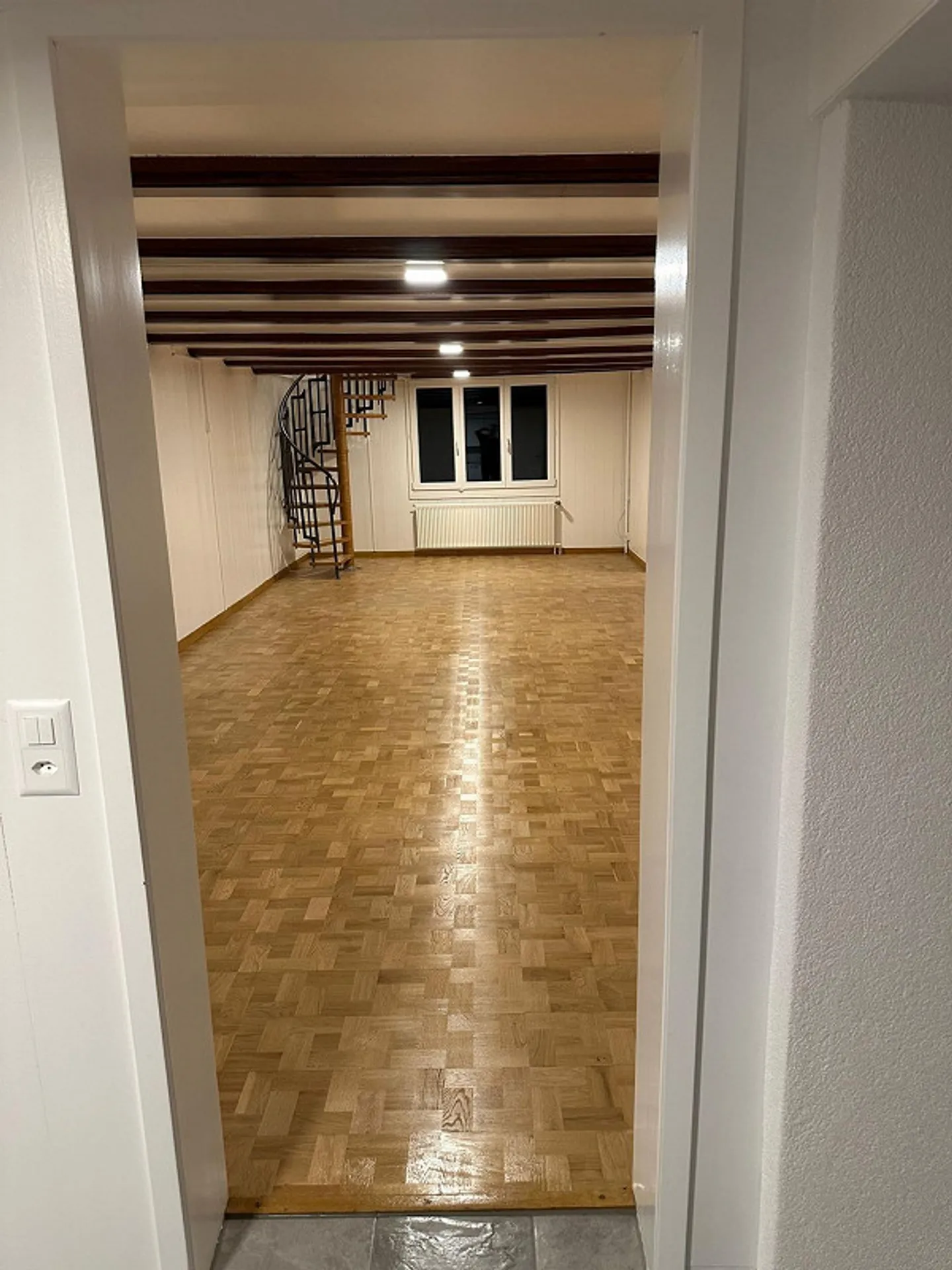 Modern renovated 4.5 room apartment on the ground floor - Photo 9 of 18