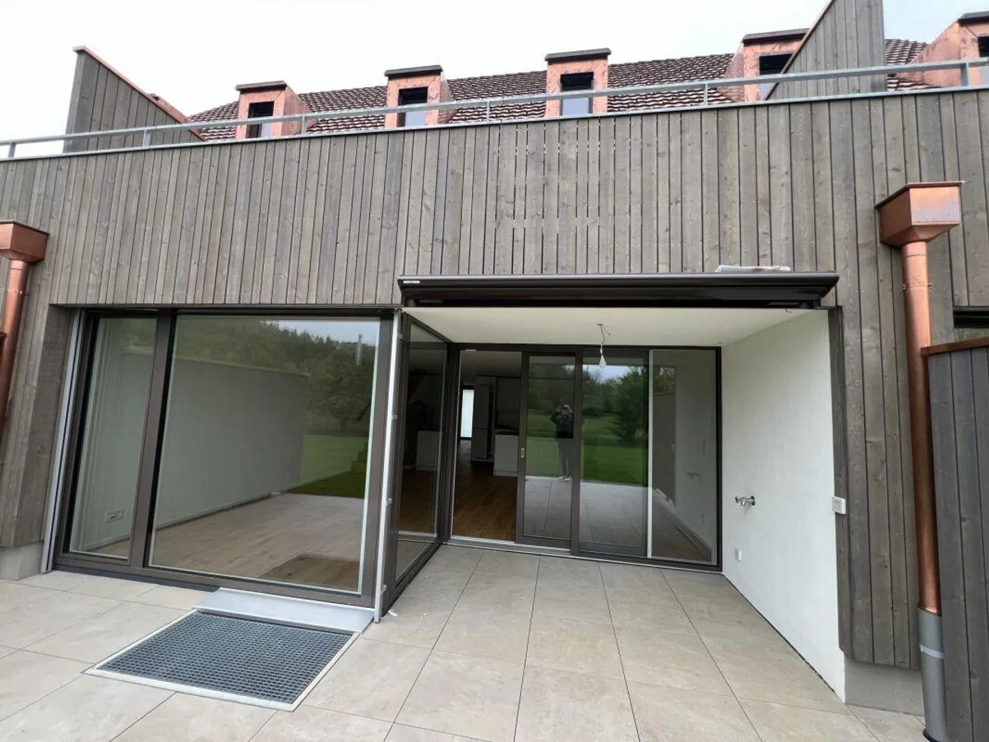 Magnifique "Maison du Milieu" dans le Vert avec Beaucoup d'Espace de Vie. - Photo 4 sur 16