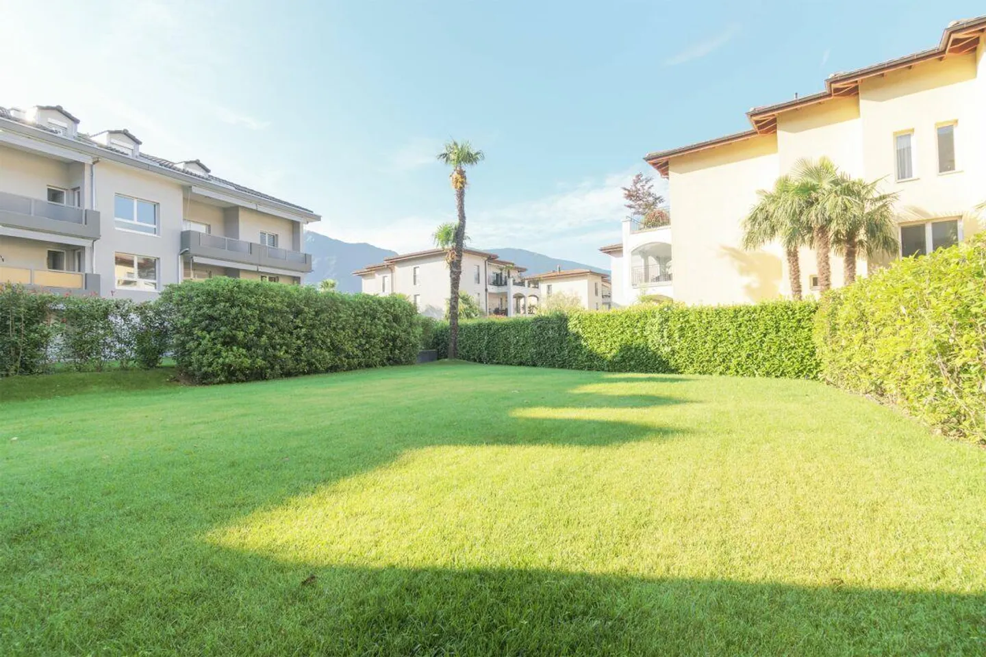 Ascona - Elegant apartment with large private garden and fireplace - Photo 1 of 13