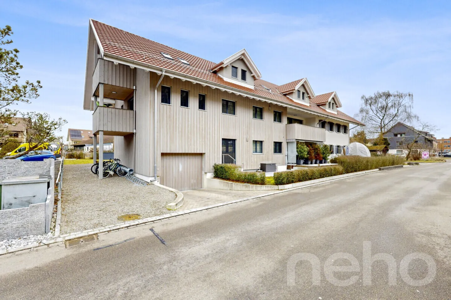 Appartement en penthouse neuf avec finition de haute qualité - Photo 2 sur 12
