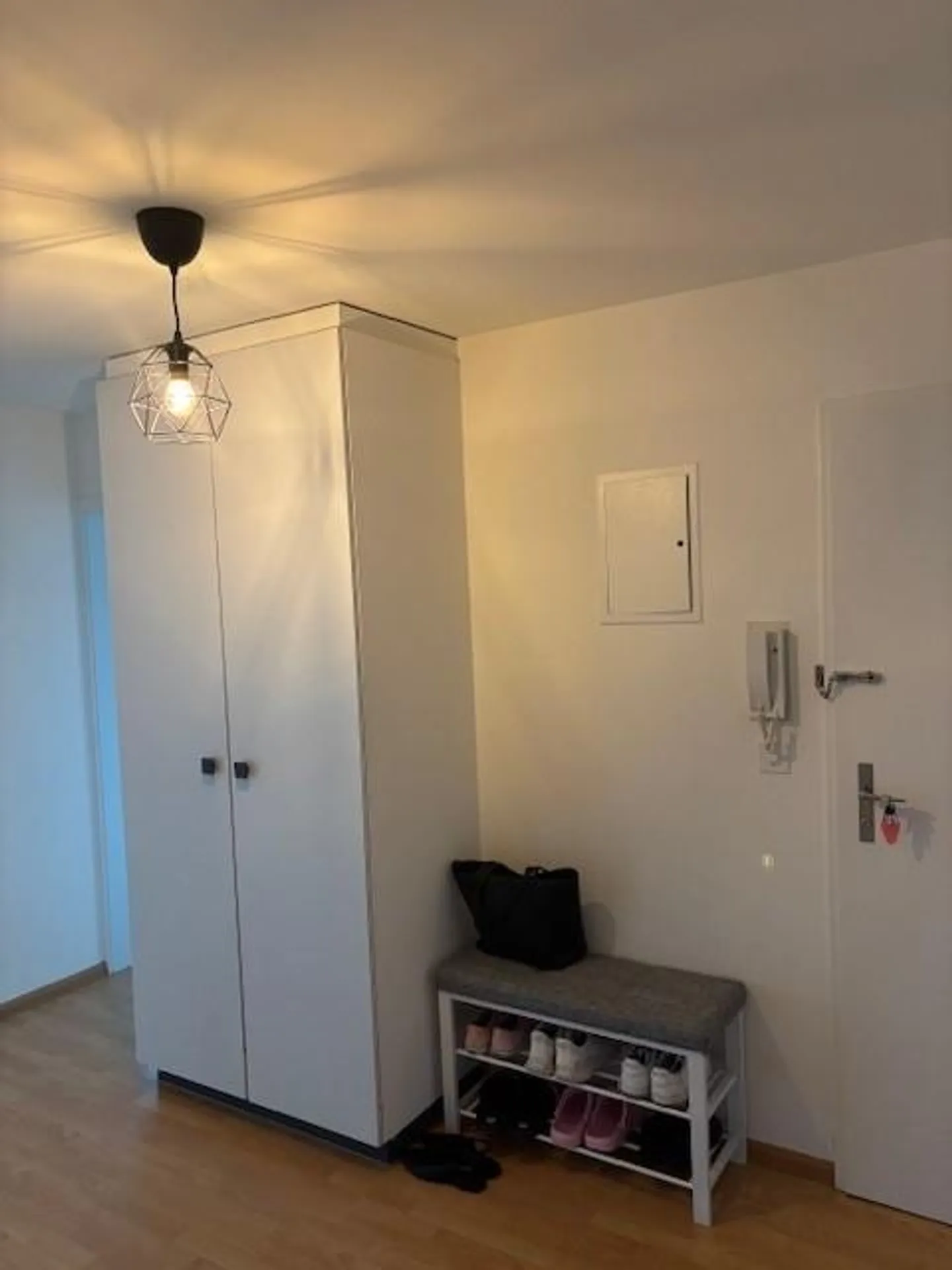 Moderne 3,5-Zimmer Wohnung - Foto 2 von 8