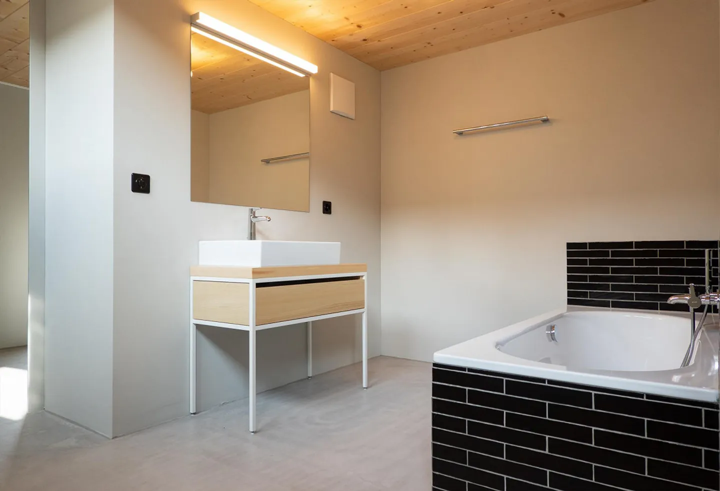 4.5 Room Apartment in Old Textile Factory - Photo 8 of 16