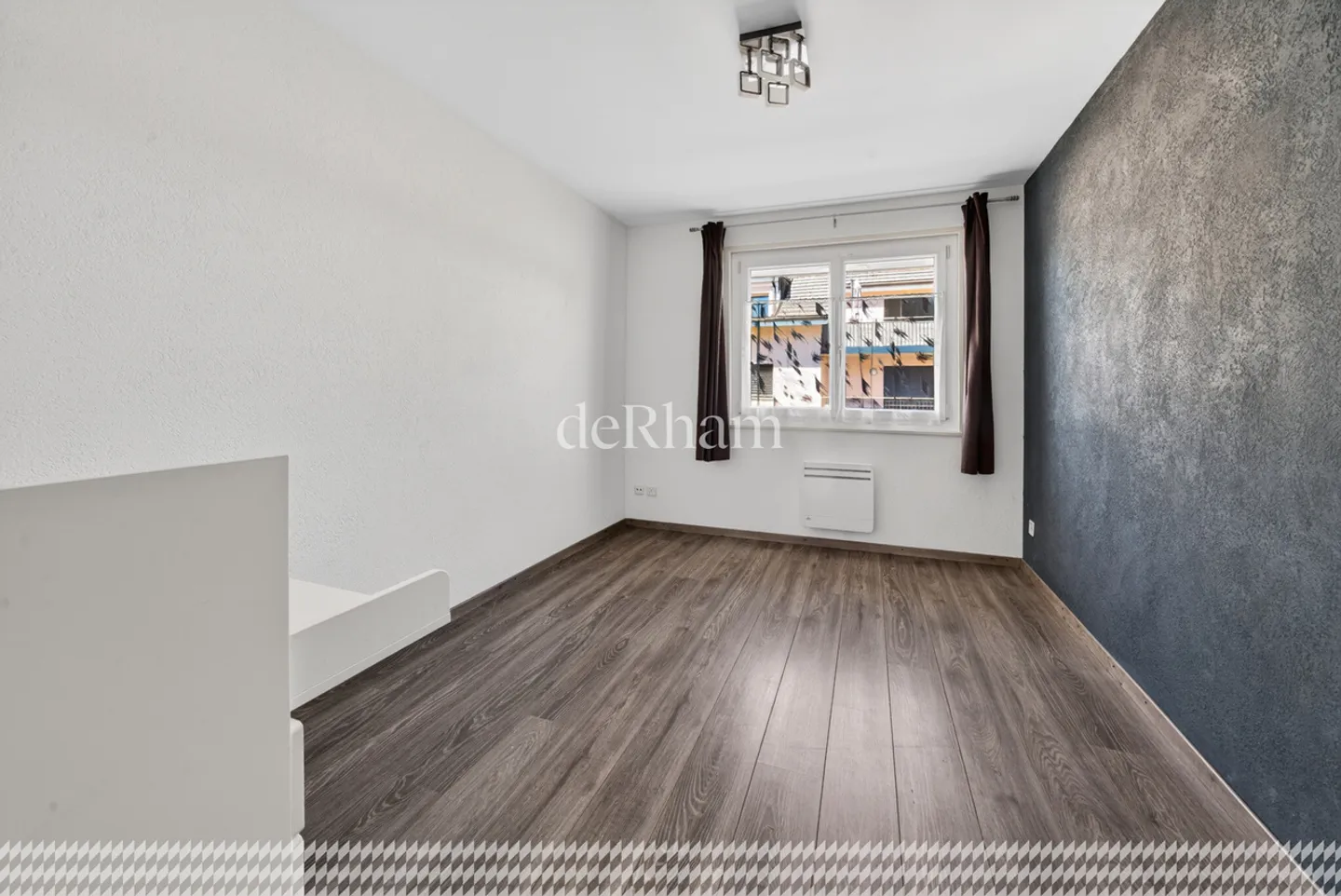 Duplex di 6,5 stanze con balcone, terrazza e giardino - Foto 5 di 14