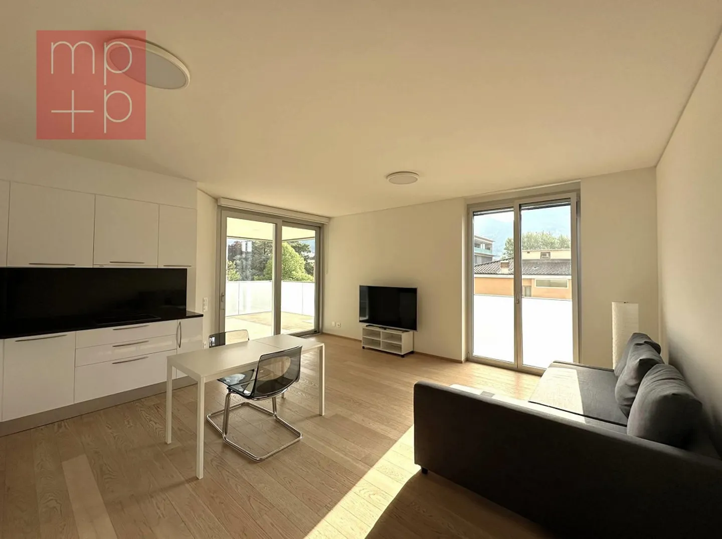 Modernes Apartment in Lugano - Foto 2 von 8