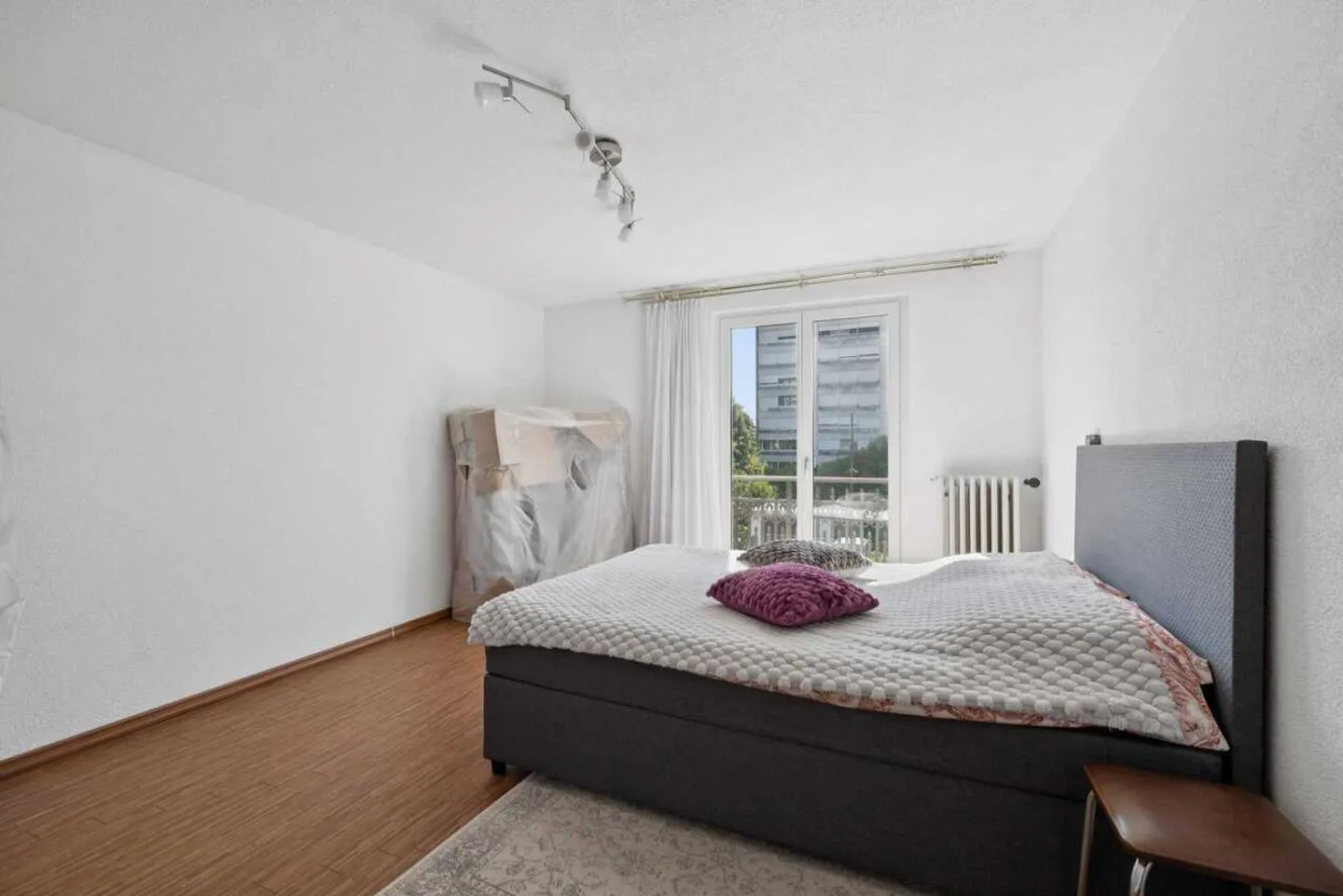 Casa unifamiliare di 8 stanze con grande giardino a Suhr in vendita - Foto 9 di 13