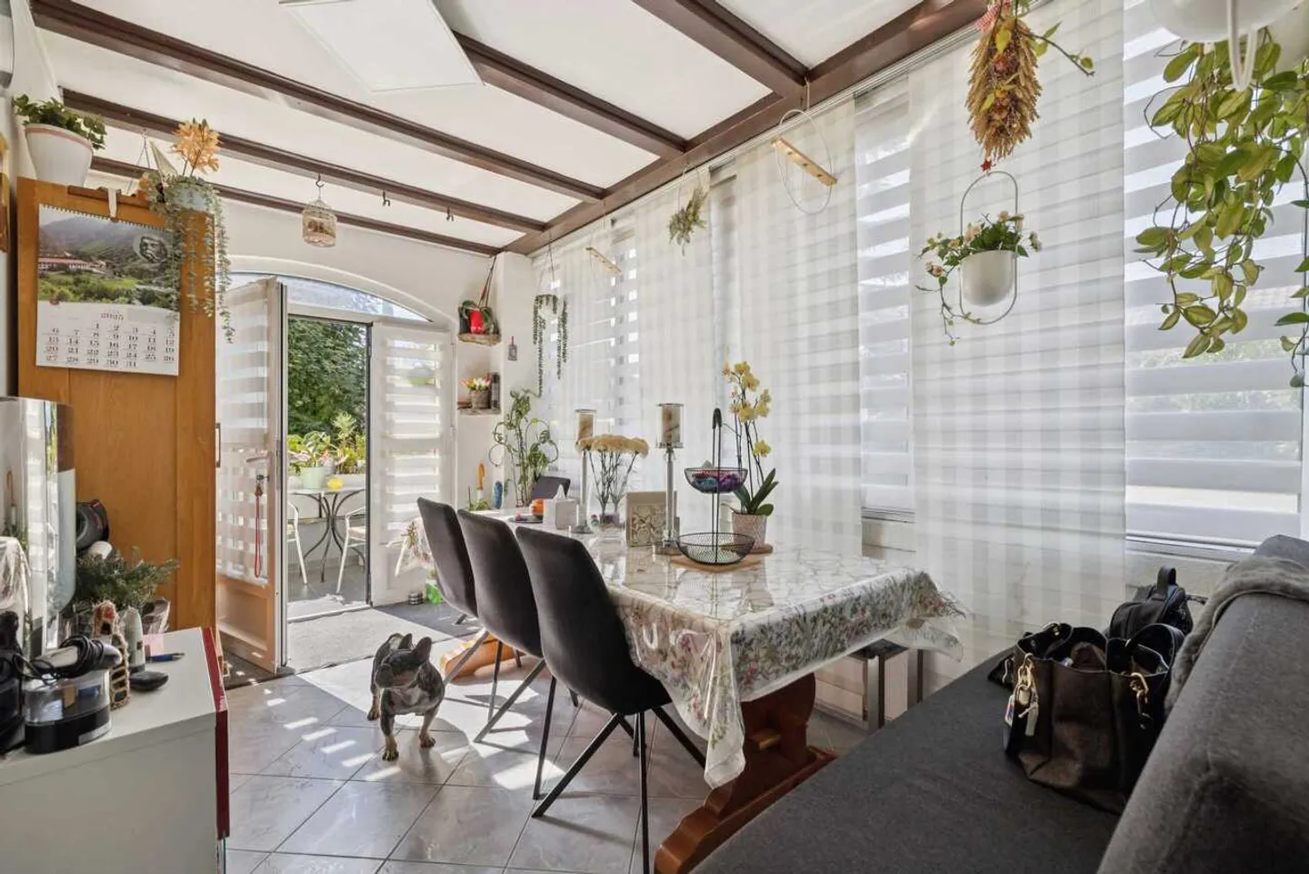 Casa unifamiliare di 8 stanze con grande giardino a Suhr in vendita - Foto 8 di 13