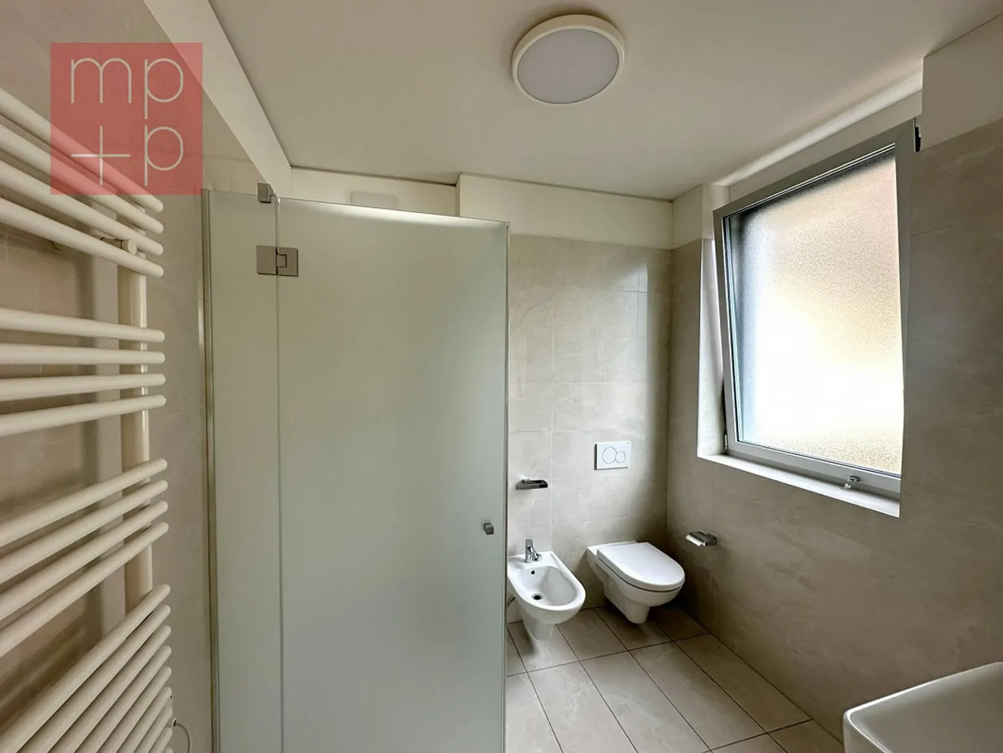Modernes Apartment in Lugano - Foto 7 von 8