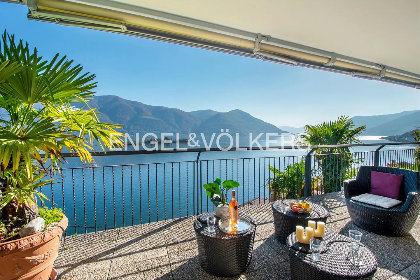 Schöne Wohnung mit viel Potenzial und fantastischer Aussicht (90) - Foto 2 von 14