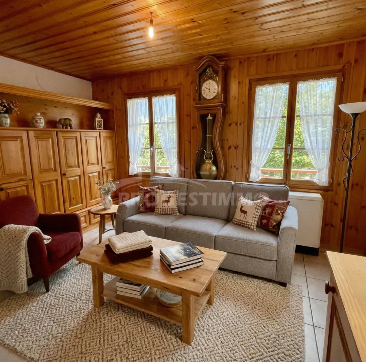 Charming Chalet Apartment - Photo 4 of 9