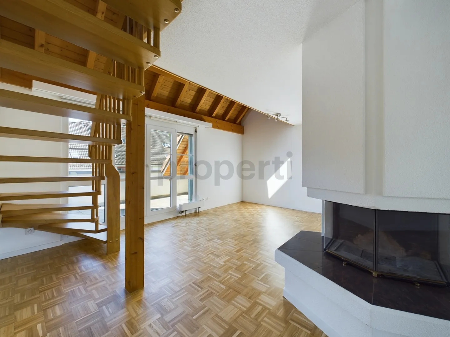 Offre exclusive : Appartement élégant de 5,5 pièces avec vue dégagée à D... - Photo 1 sur 13