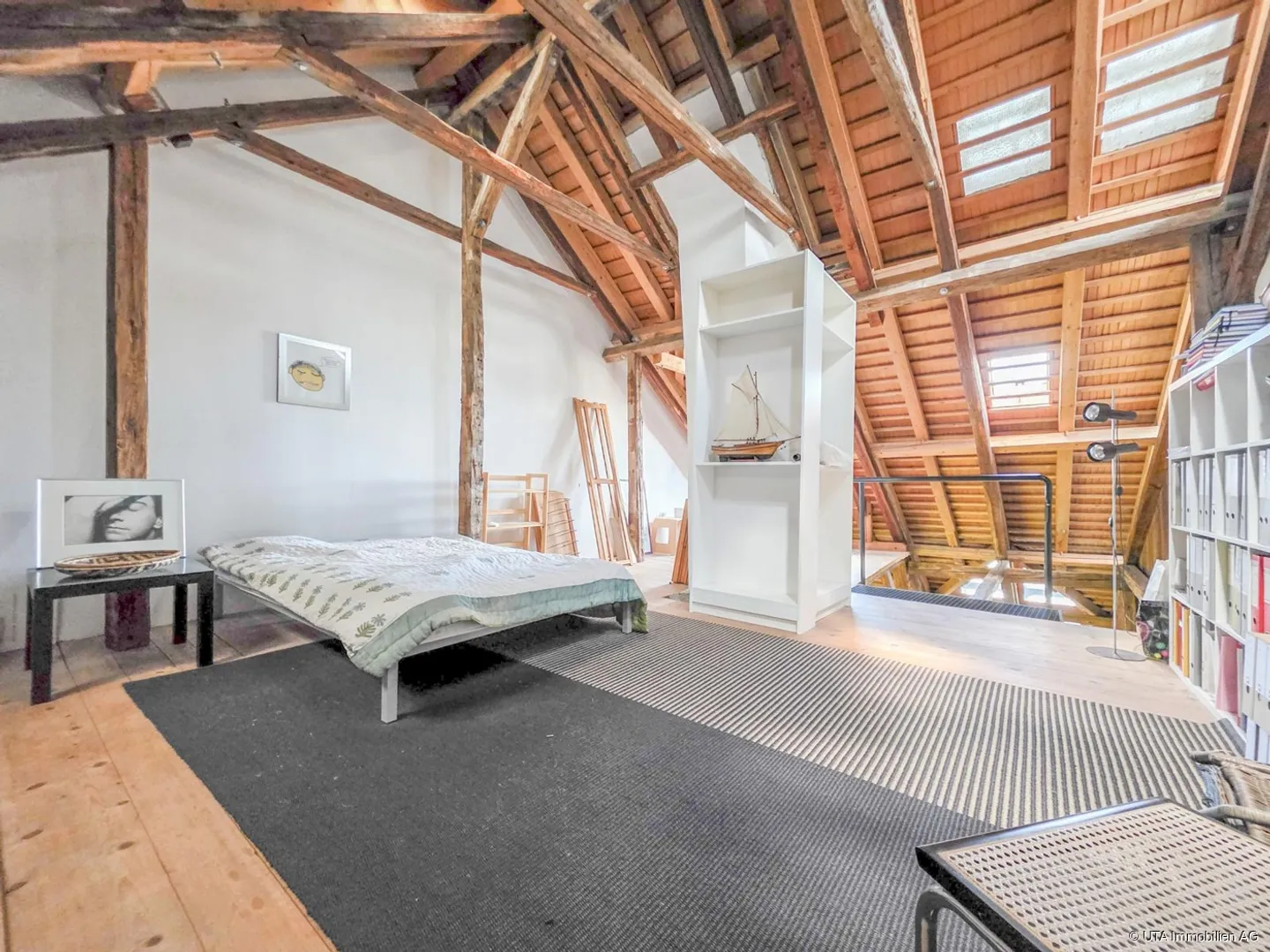 Beautiful spacious old town apartment in the heart of the city - Photo 11 of 13