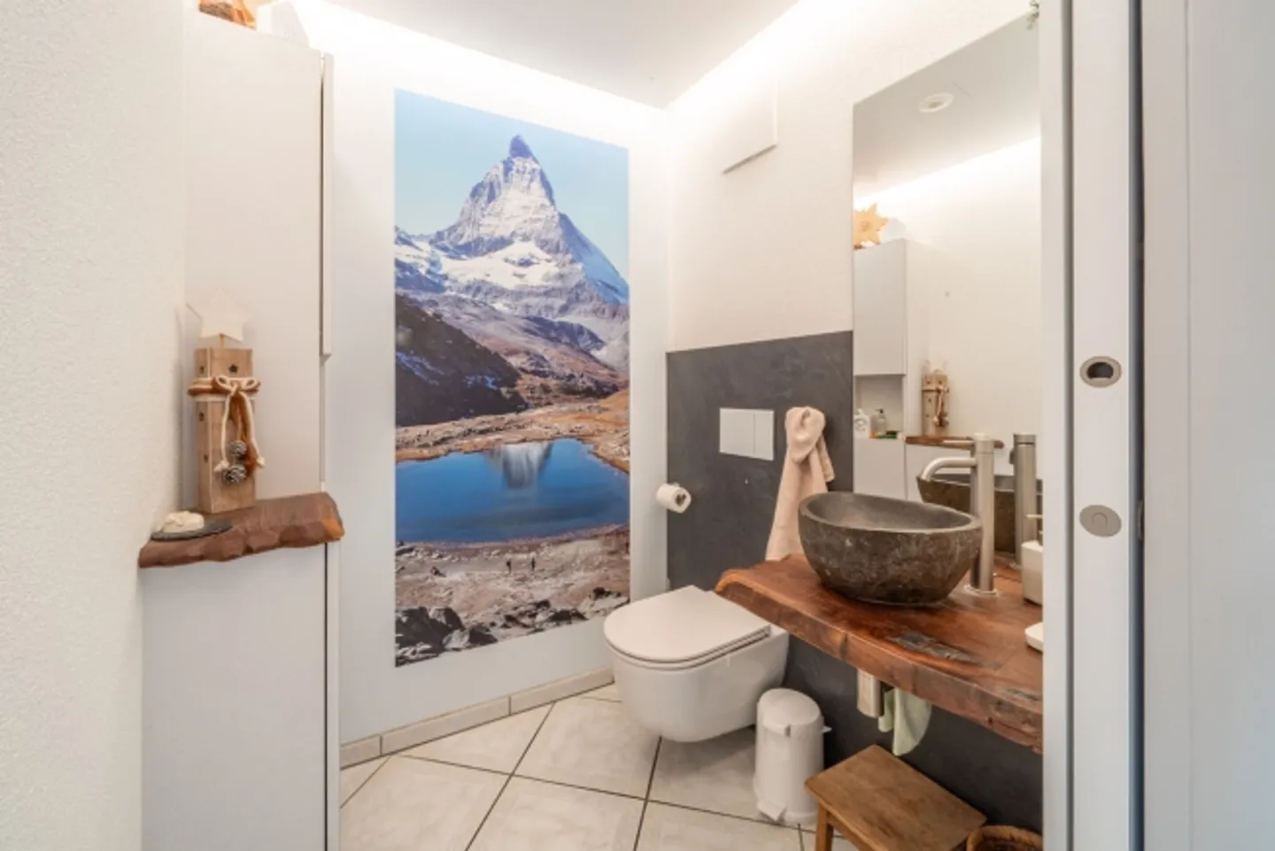 Idyllic Mid-Terrace House Directly by the Stream - Photo 4 of 8