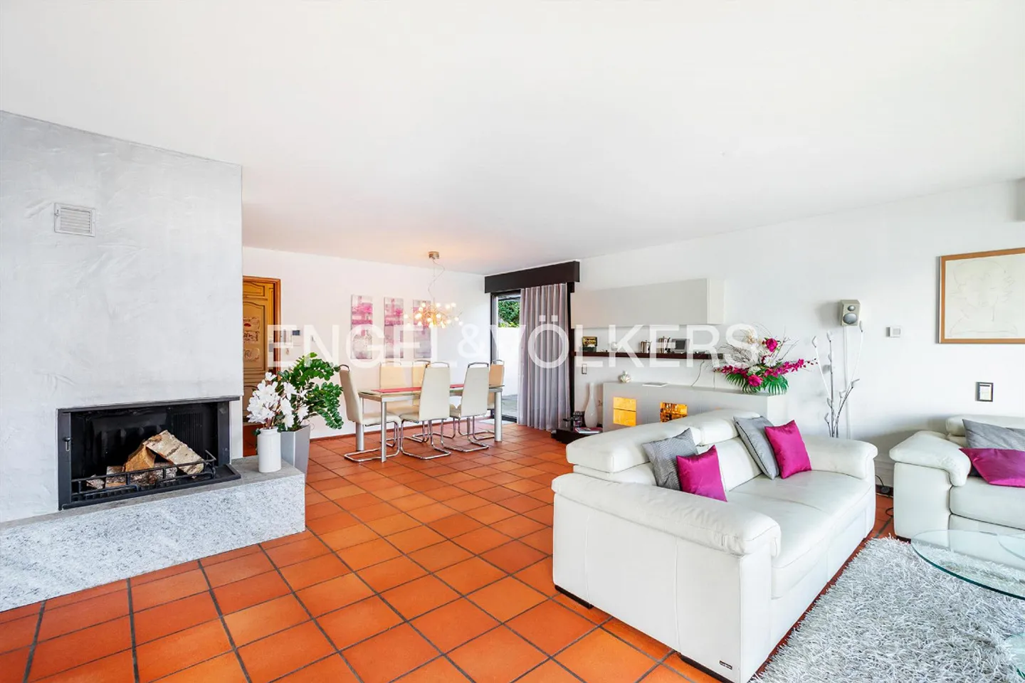 Schöne Wohnung mit viel Potenzial und fantastischer Aussicht (90) - Foto 5 von 14