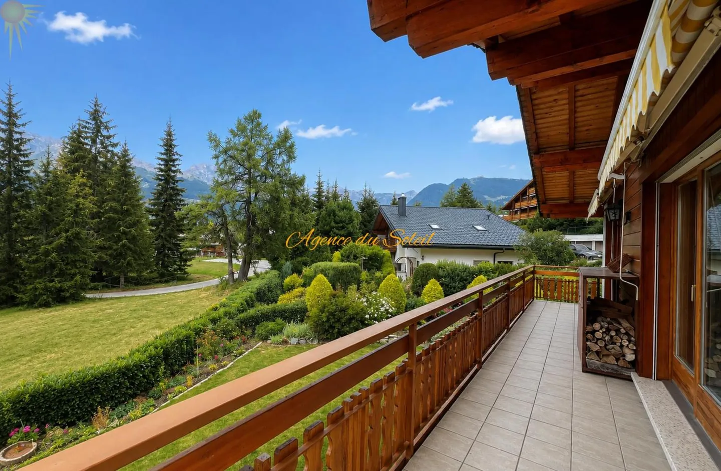 Adorable family chalet in a privileged green and quiet location! - Photo 3 of 13