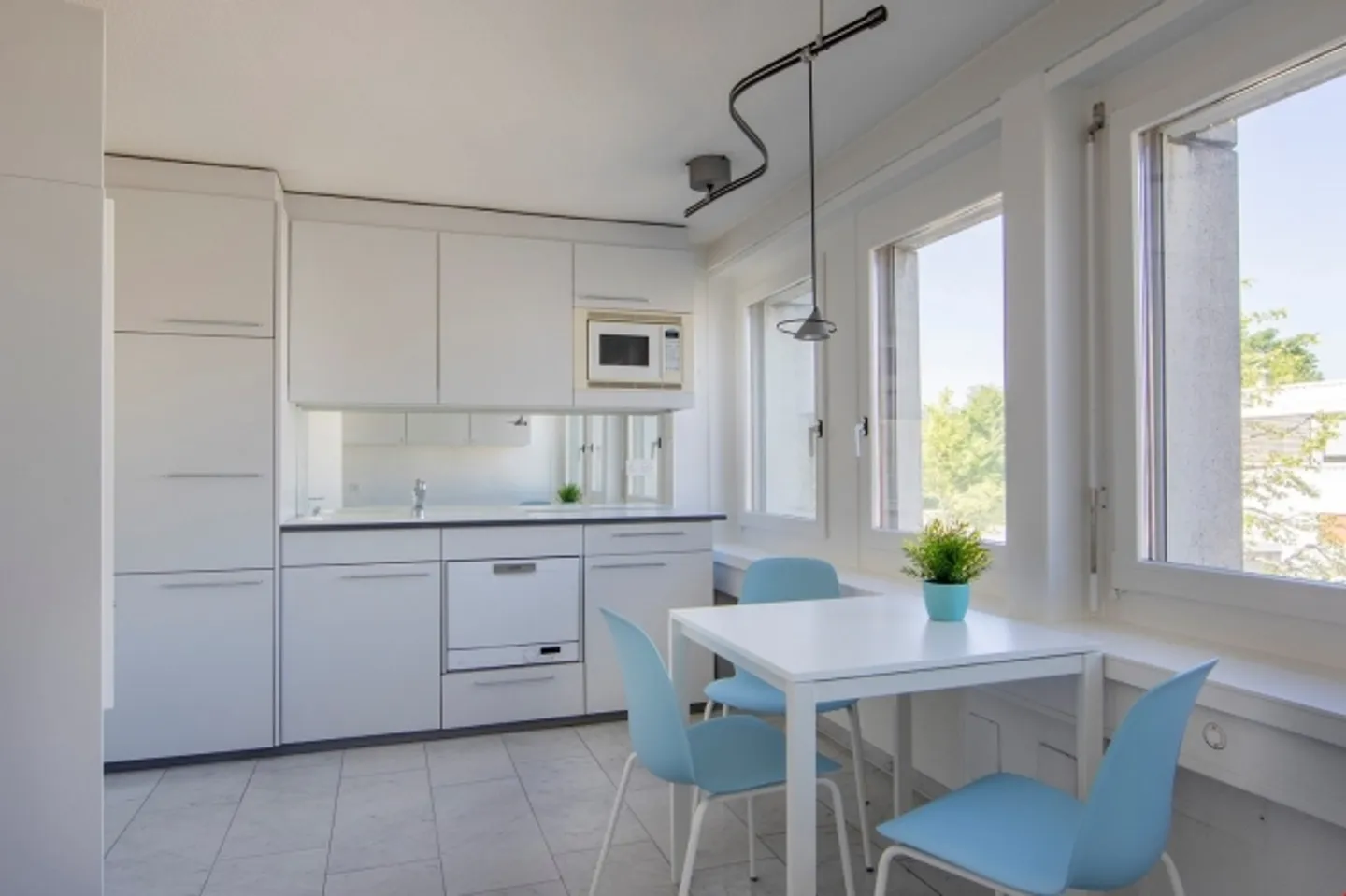 Qui troverai lo spazio giusto per il tuo studio - Foto 10 di 13