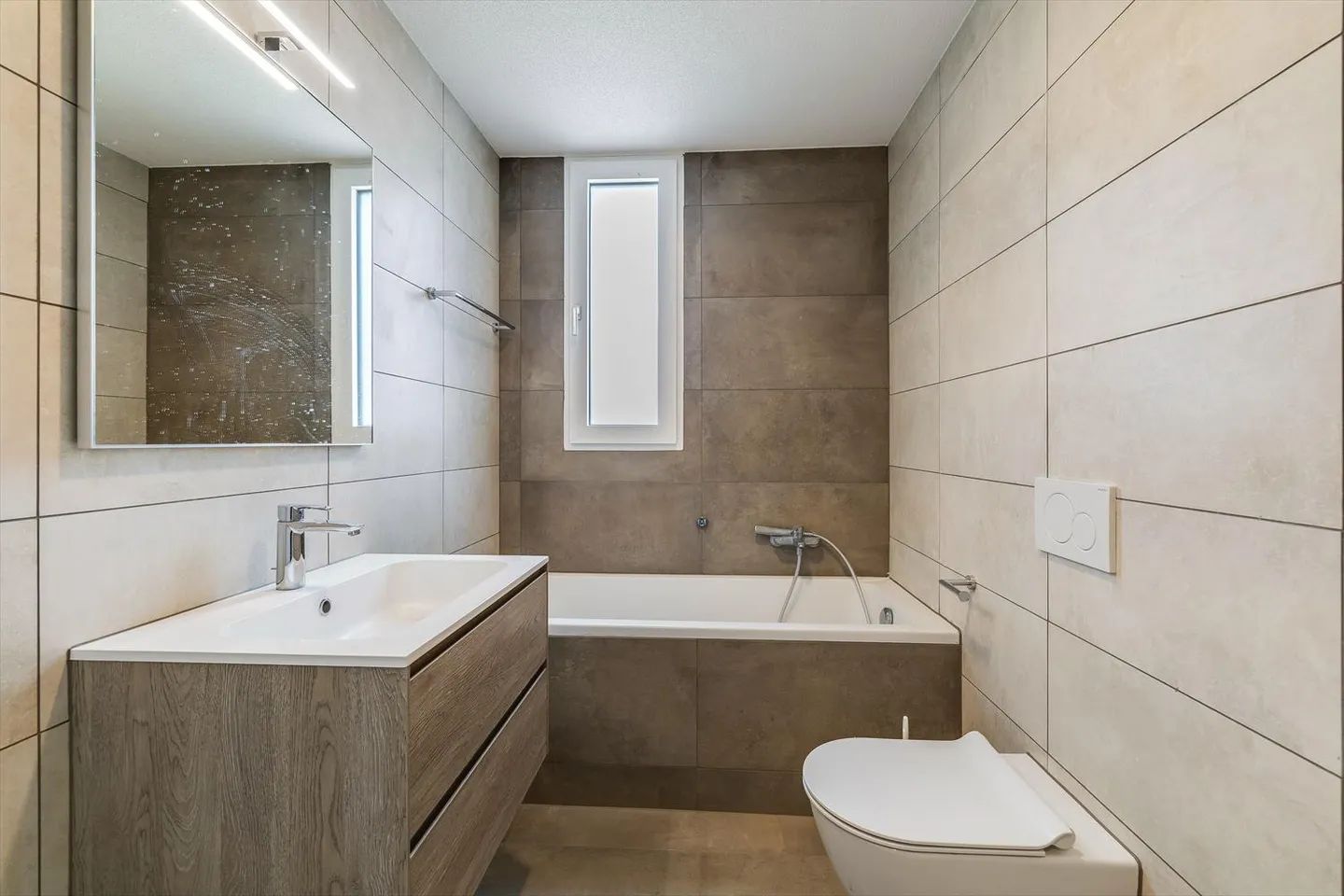 Appartement 4.5 pièces idéalement situé - Photo 5 sur 9