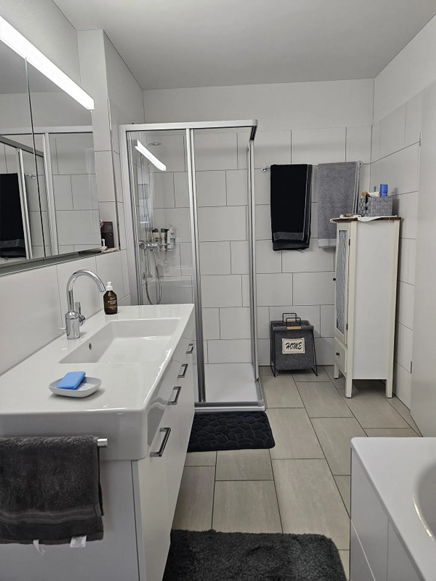 Friendly, bright, modern 4.5 room apartment - New tenants from May 1st - Photo 8 of 27