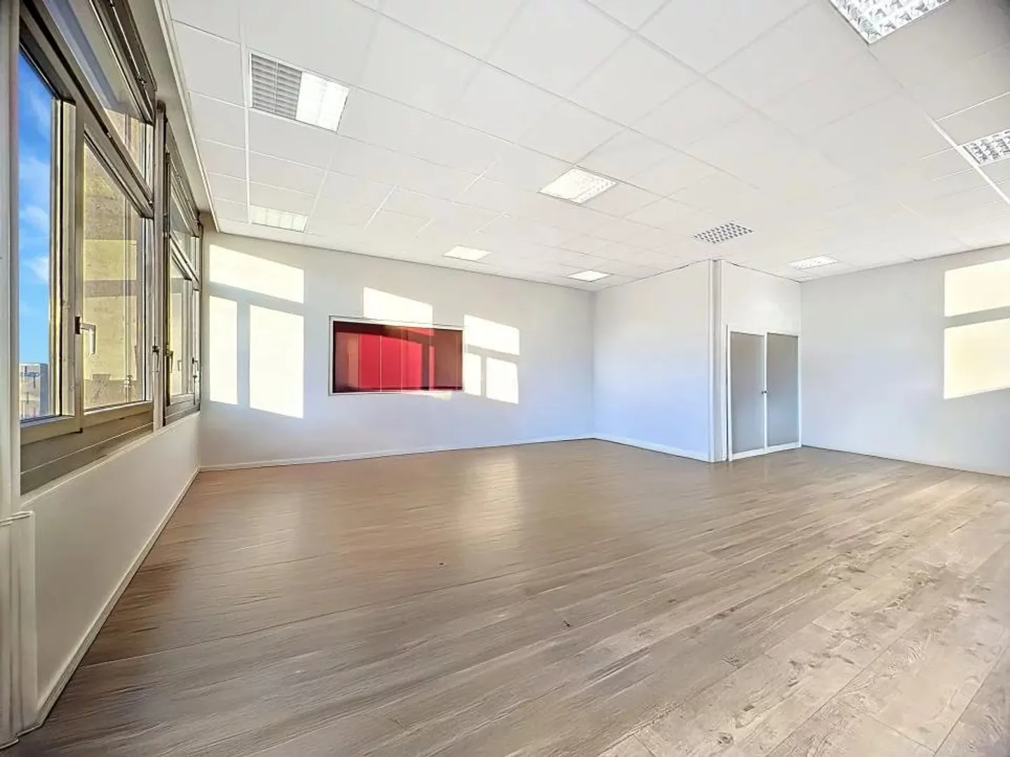Flexible Commercial Space in ZYMEYSA - Photo 6 of 17
