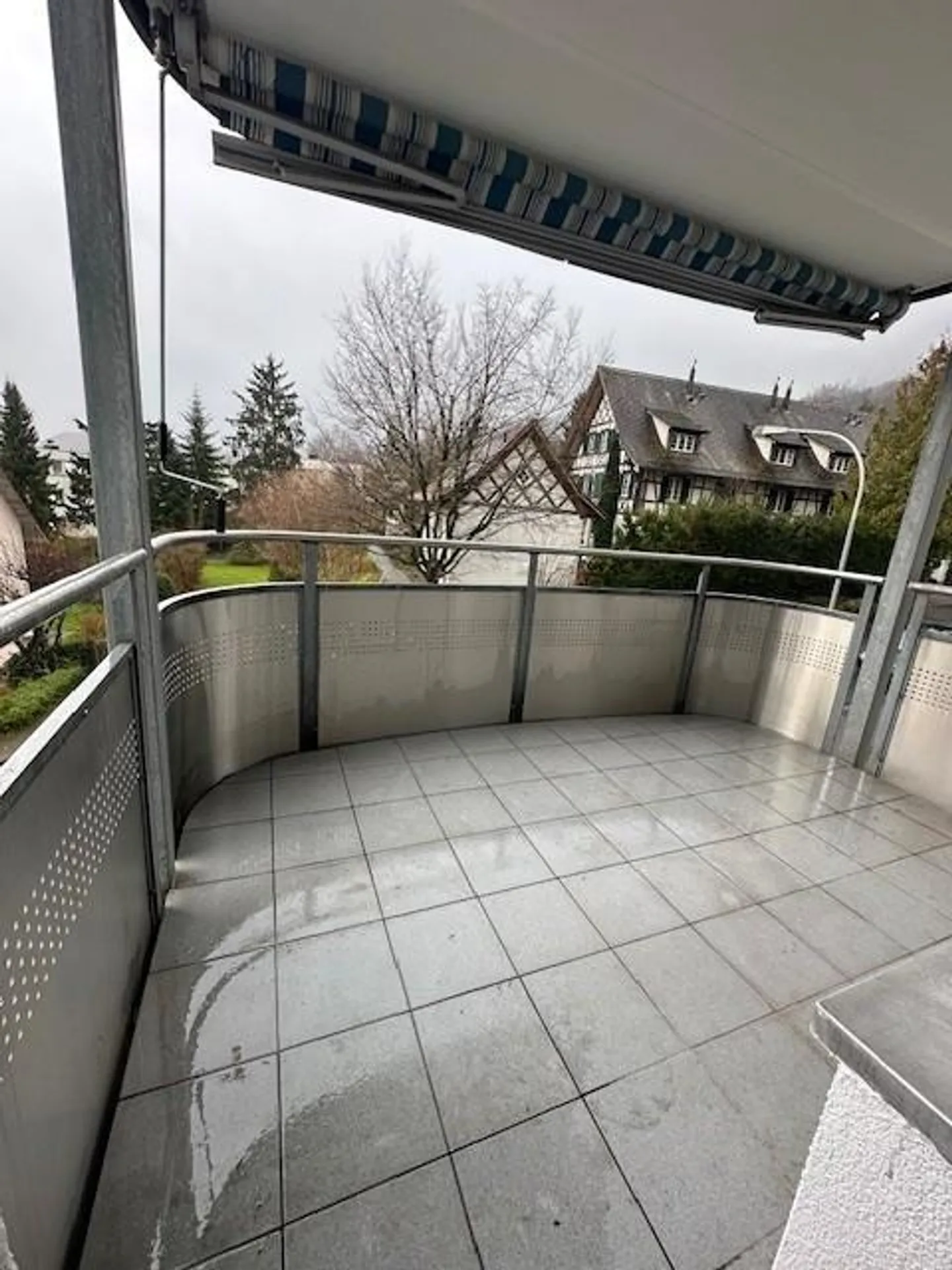 3.5 Room Apartment in a Quiet Location in Adliswil - Photo 12 of 13