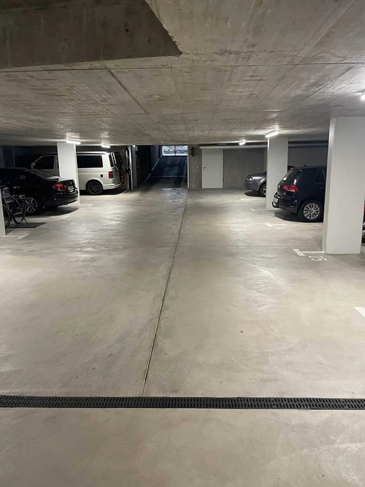 Covered Parking Space in Basel – Vogesenstrasse 23 - Photo 2 of 3