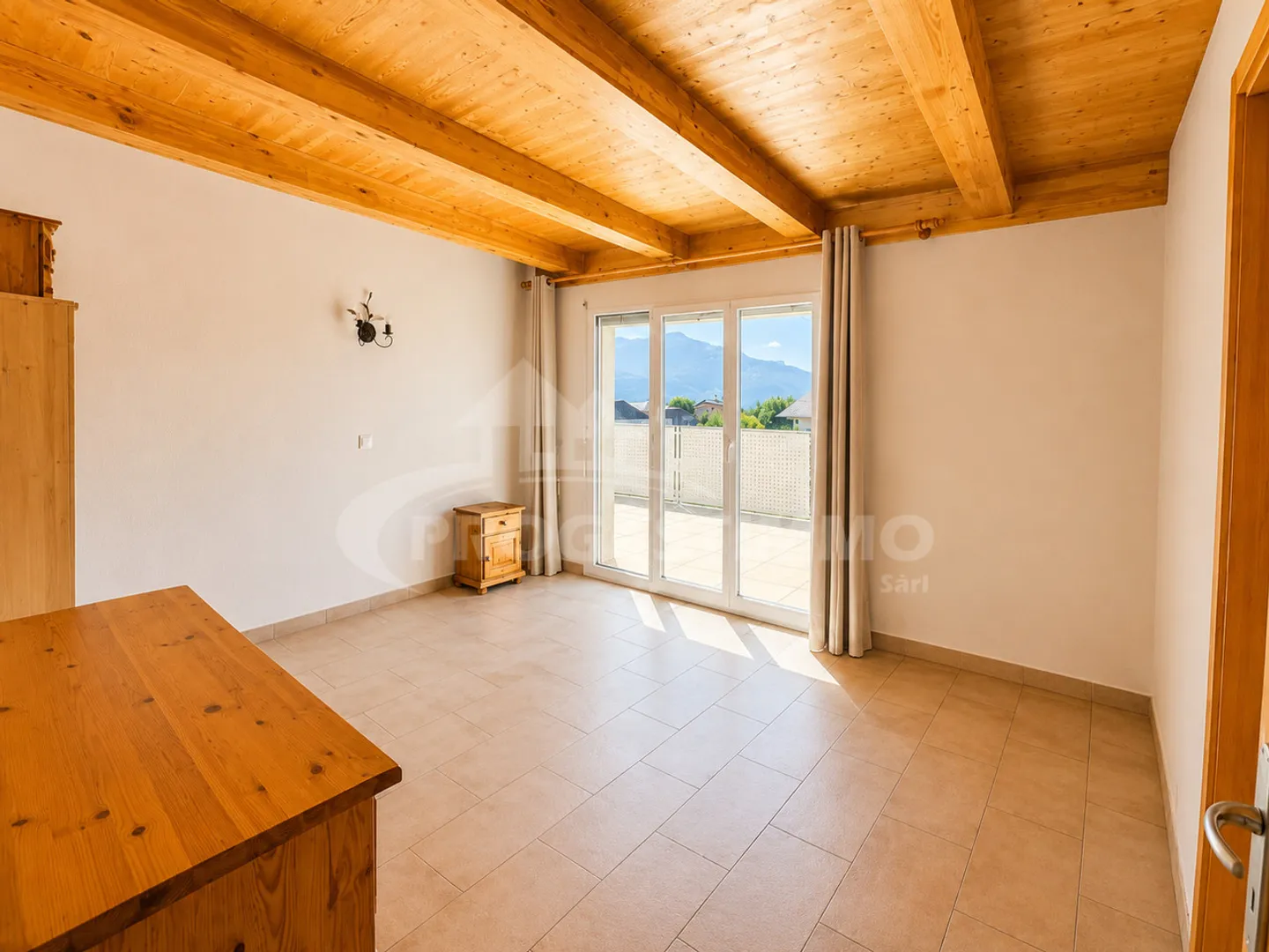 An Exceptional Penthouse with Two Terraces & Jacuzzi - Photo 7 of 13