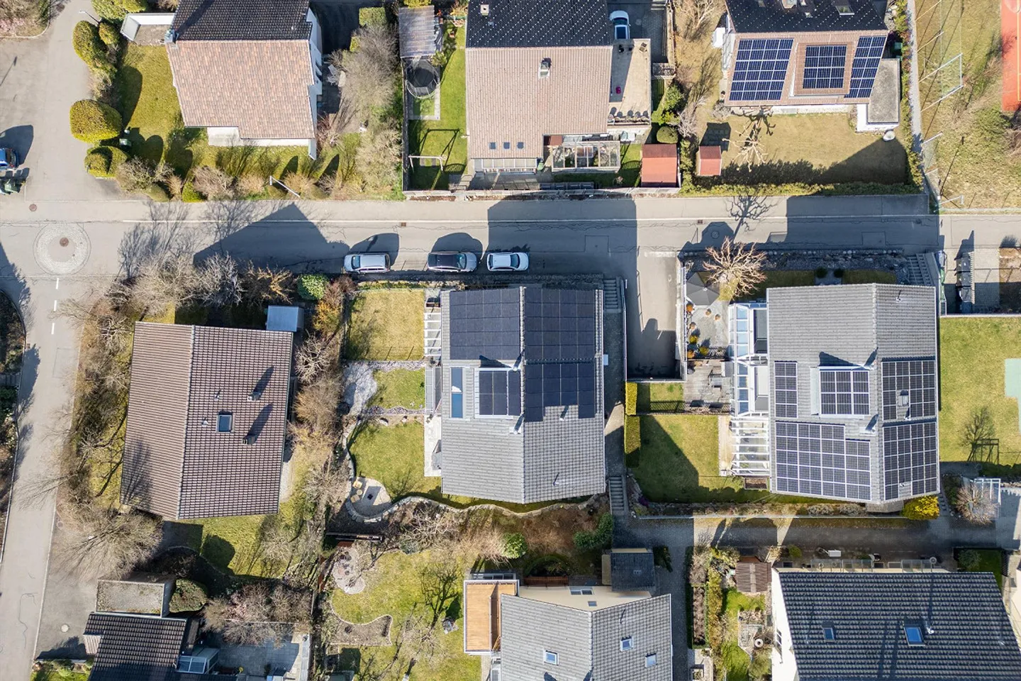 Casa a schiera di 5 ½ stanze in un ambiente familiare - Foto 2 di 13