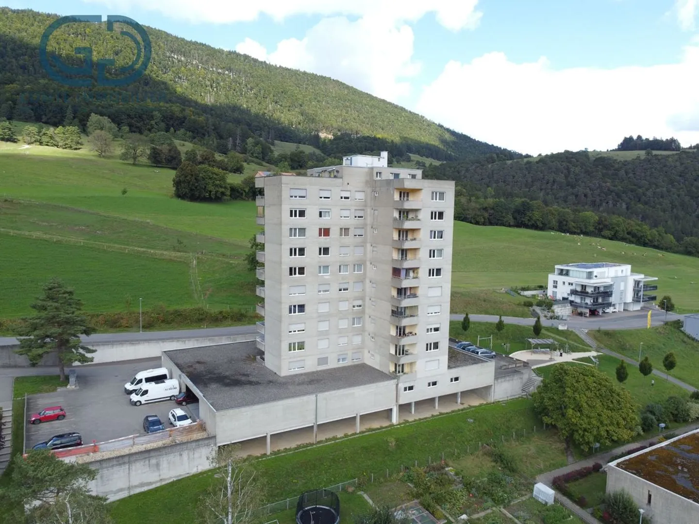 Große 3,5-Zimmer-Wohnung mit Balkon - Foto 8 von 10