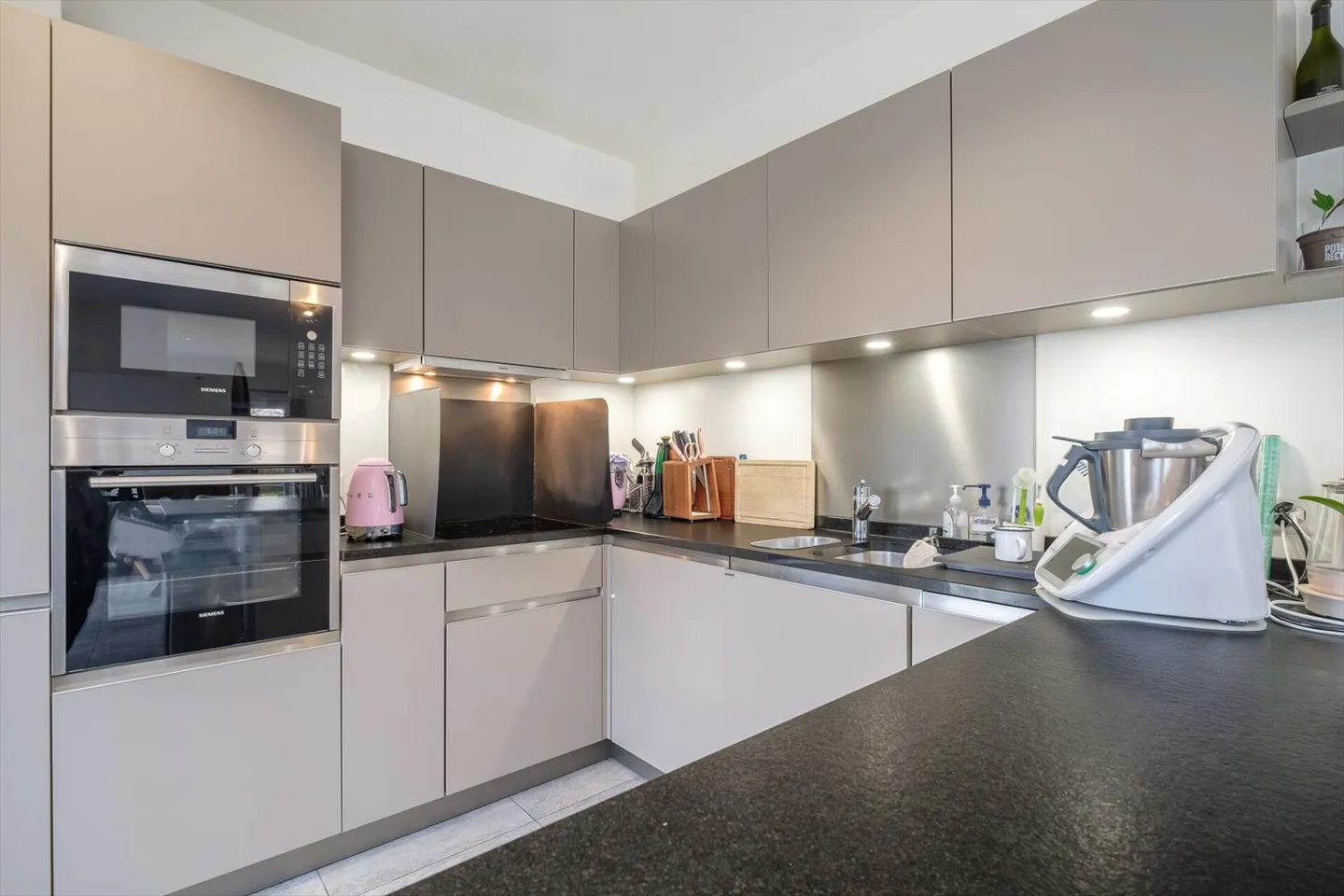 Single house for sale - Photo 4 of 13