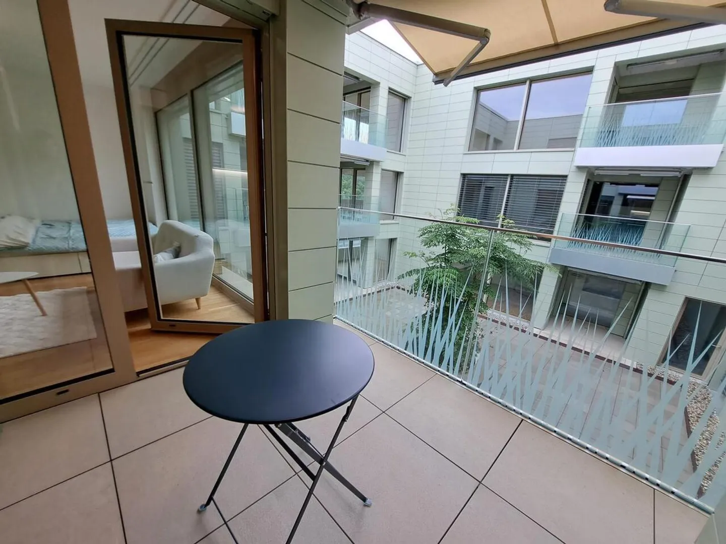 Joli appartement neuf 1,5 p avec balcon - Photo 4 sur 7