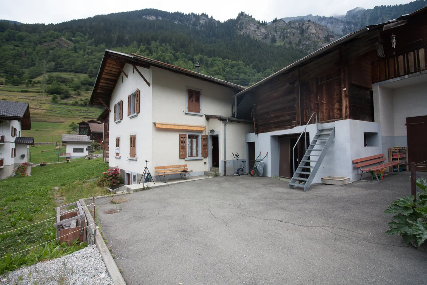 Maison Charmante avec Potentiel de Rénovation - Photo 1 sur 10
