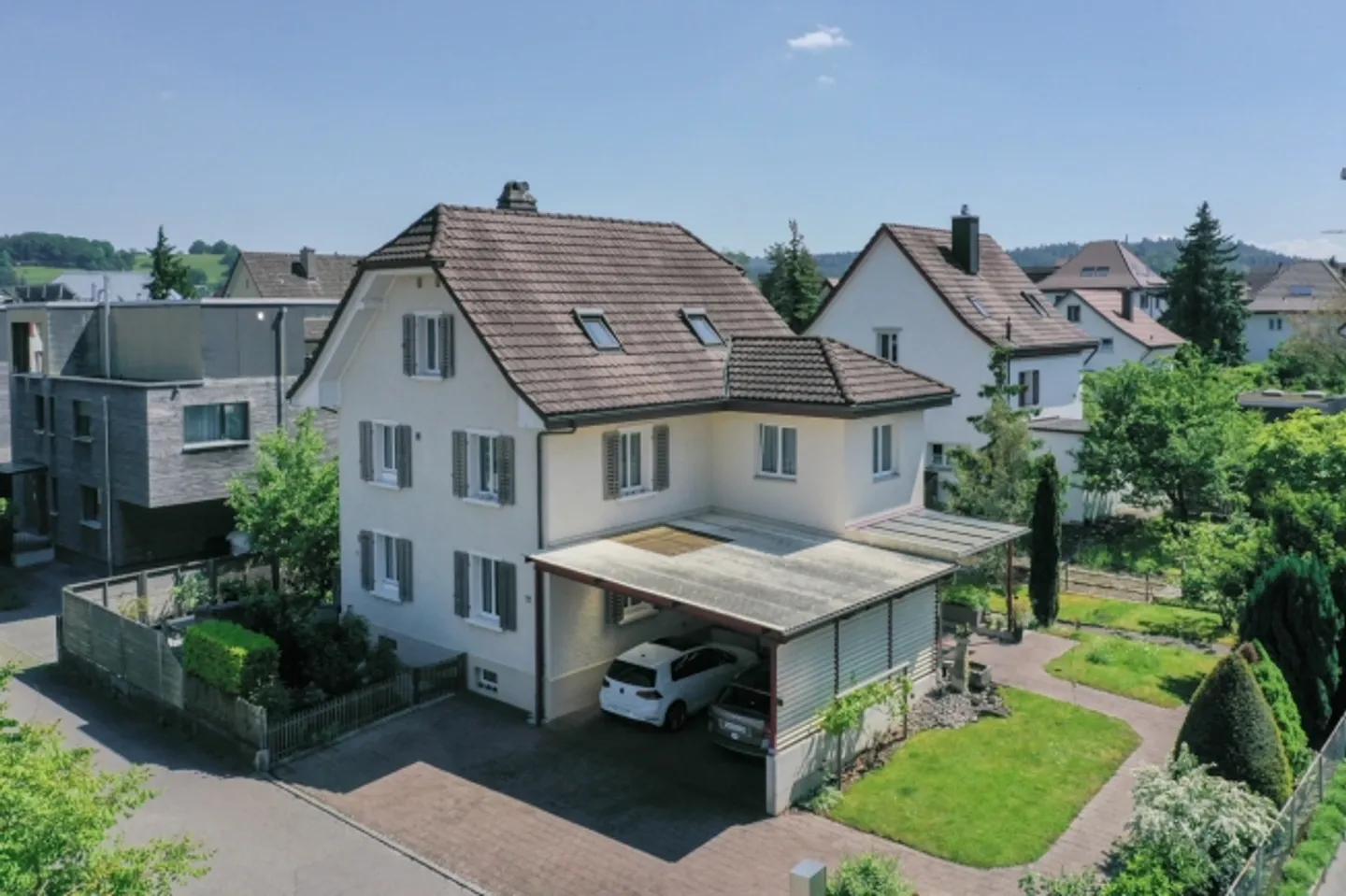 Carefully renovated & ready to move in - Your new home - Photo 2 of 11