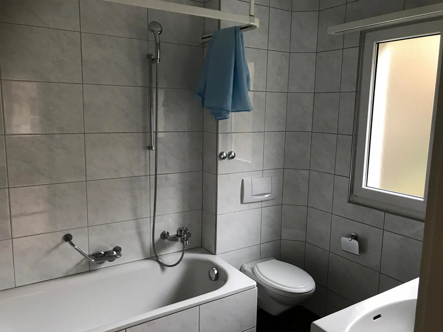 Appartamento soleggiato di 4,5 stanze in Loëstrasse a Chur - Foto 6 di 9