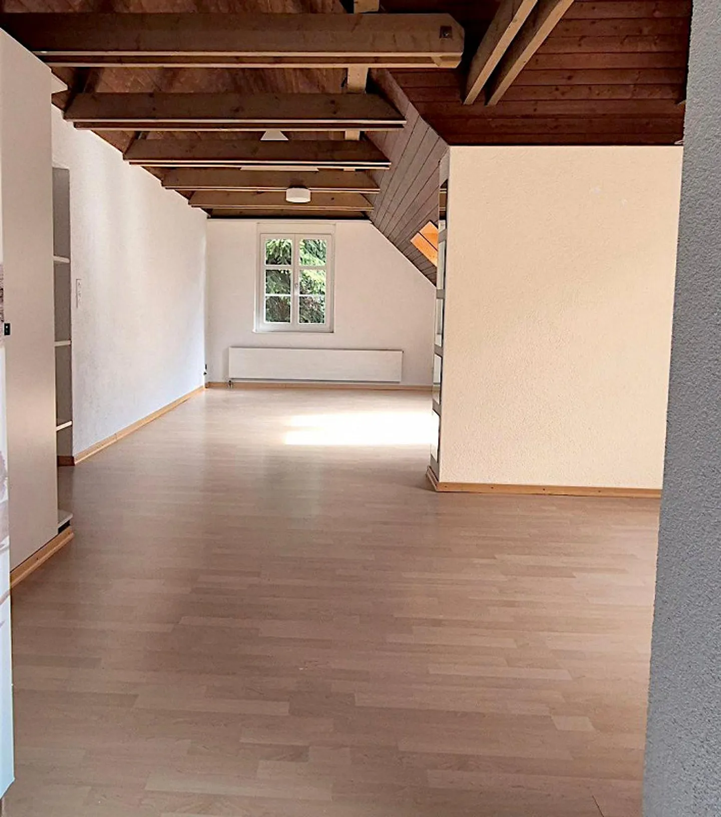 Accogliente appartamento mansardato 2½ locali con zona pranzo separata - Foto 1 di 9