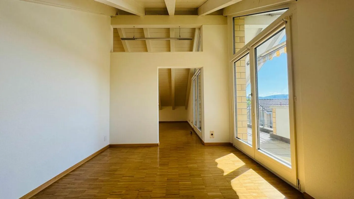 Gepflegte 3 Zimmer Dachwohnung mit Potential (BAURECHT) - Foto 8 von 10
