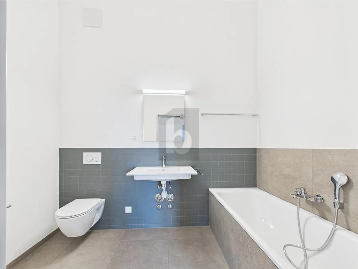 SQUISITA PRIMA LOCAZIONE IN POSIZIONE TRANQUILLA - Foto 5 di 6