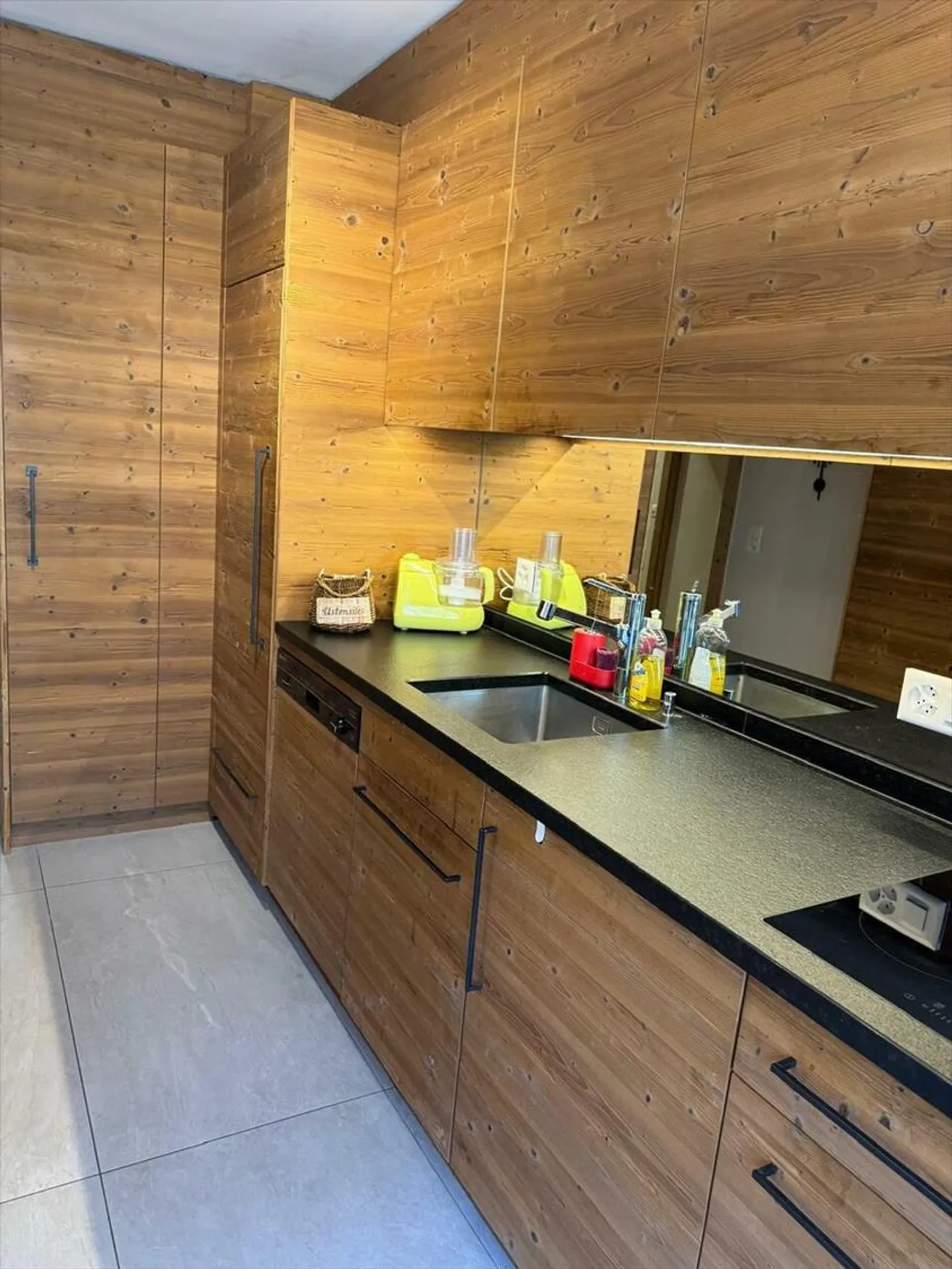 Furnished apartment for rent - Photo 8 of 13