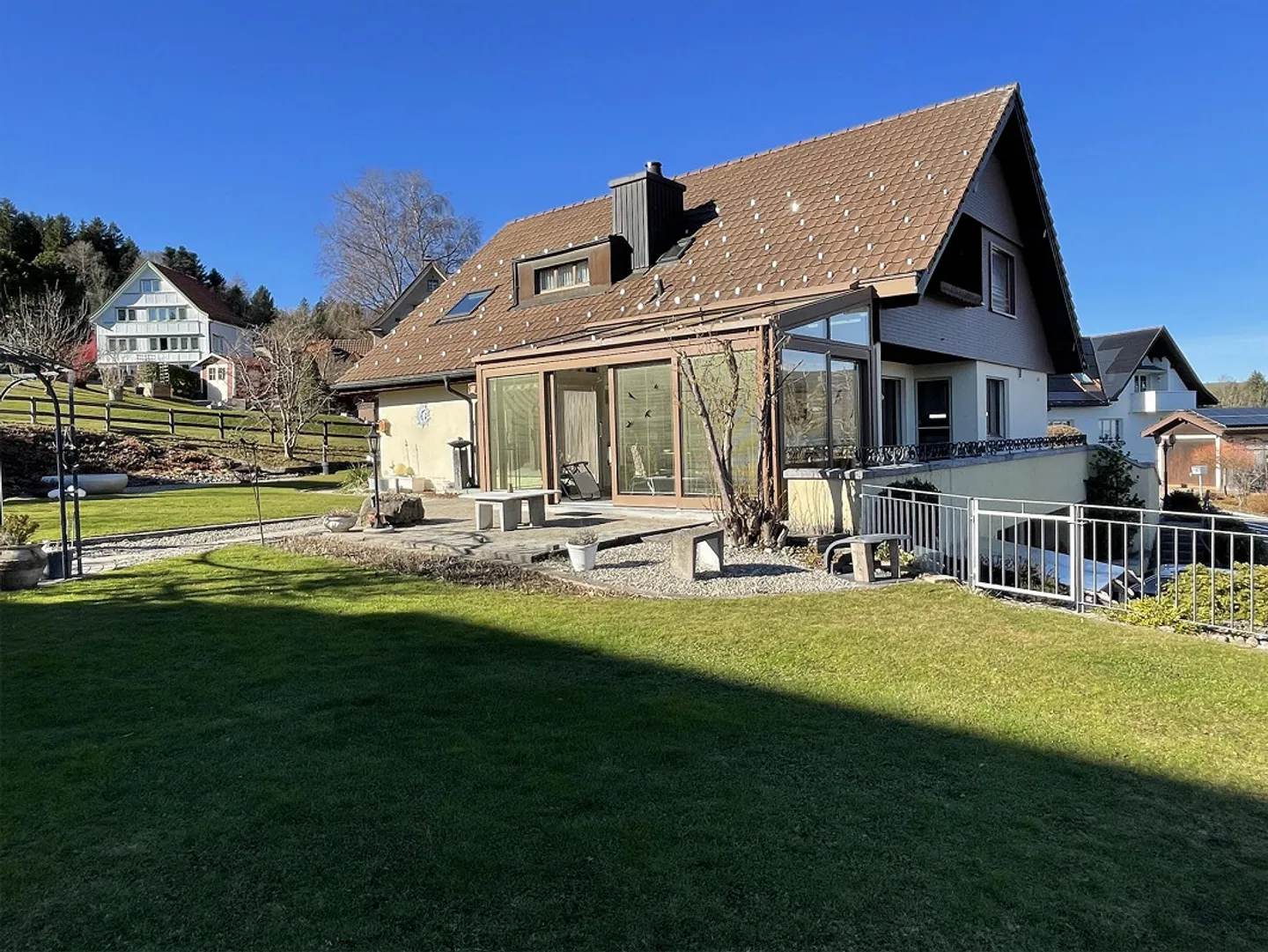 Charmantes Einfamilienhaus mit Garten - Foto 1 von 26