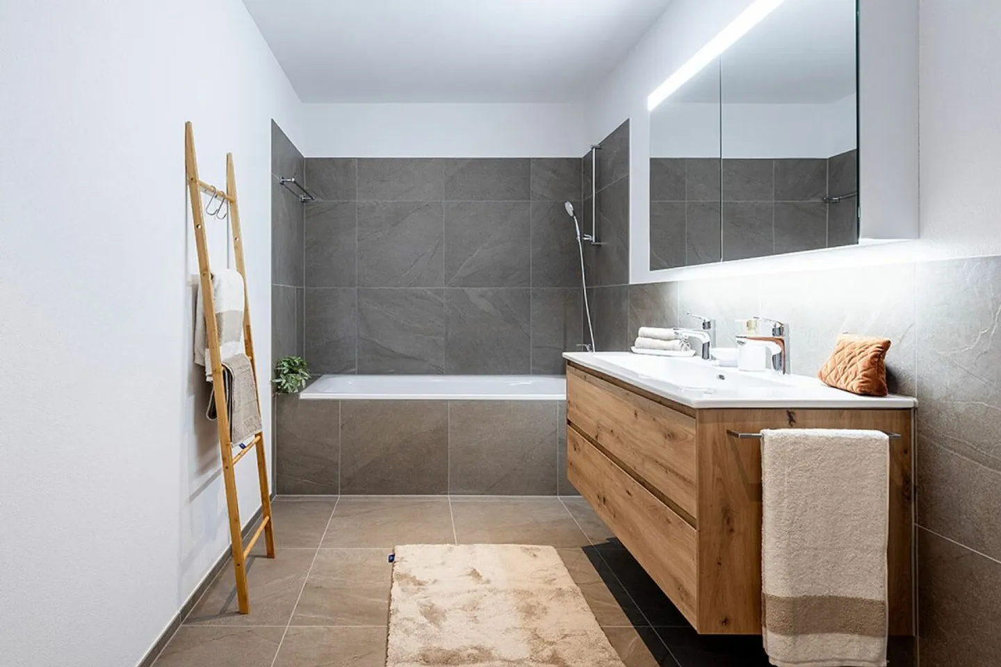 Dussnang 'Dussliger Landsitz' - Photo 2 sur 6