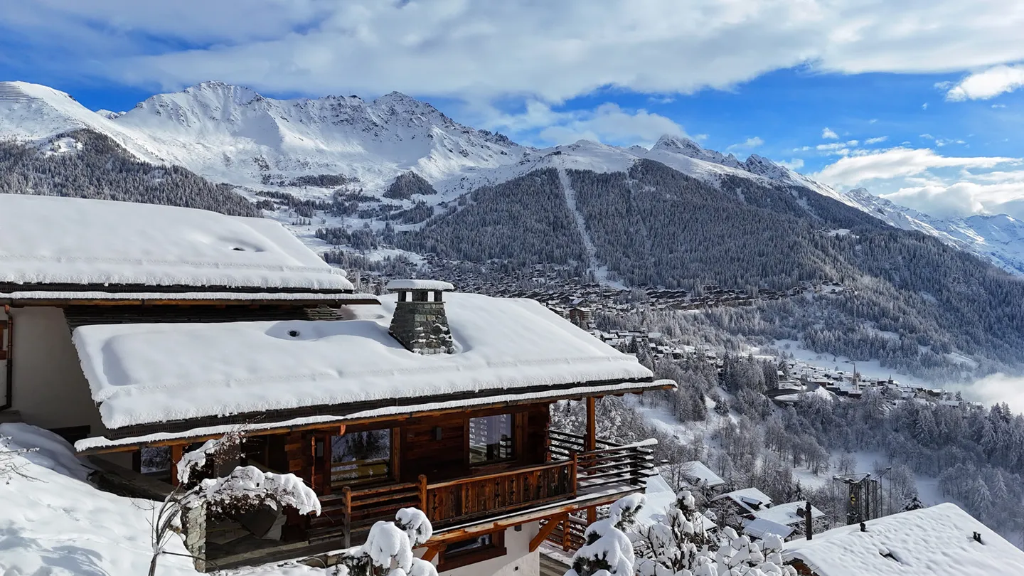 Maison à vendre à Val de Bagnes, Suisse - Photo 2 sur 7