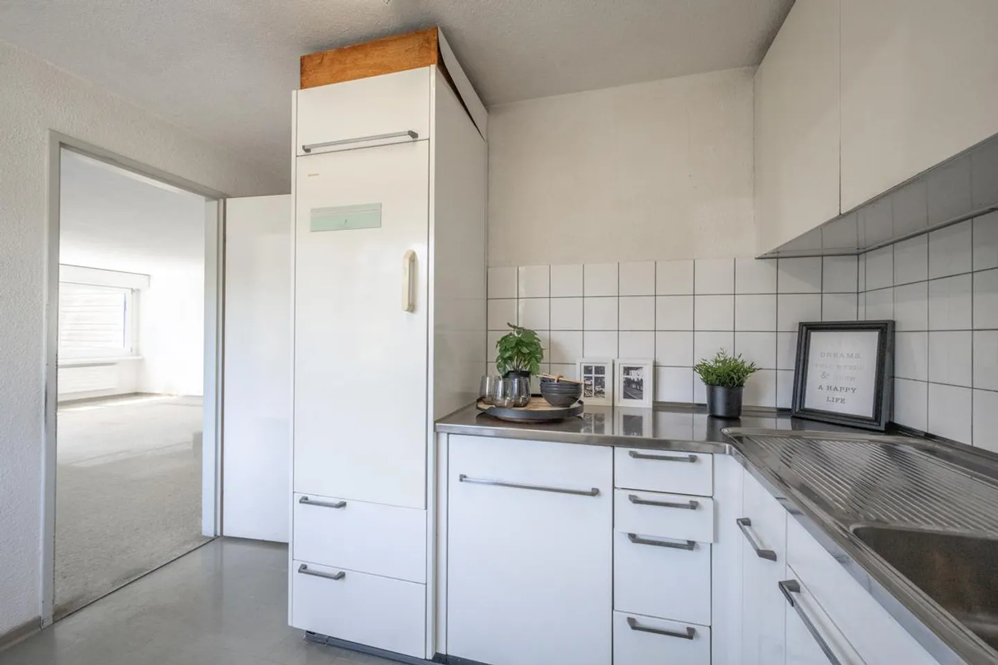 Ampio appartamento di 4,5 locali con balcone e bella vista - Foto 16 di 24