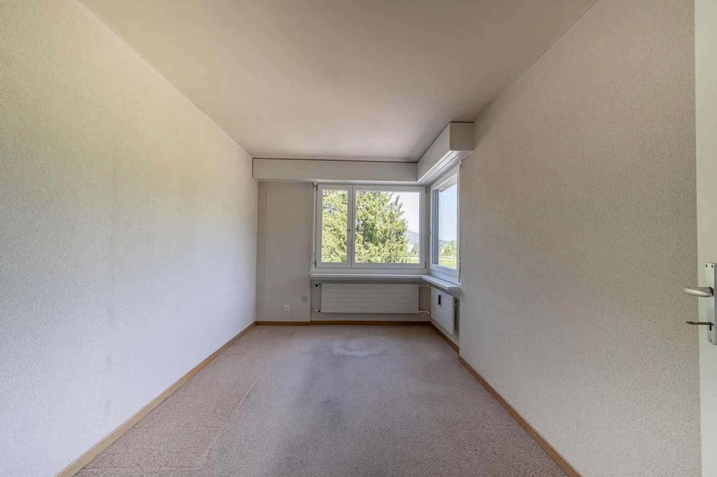 Ampio appartamento di 4,5 locali con balcone e bella vista - Foto 19 di 24