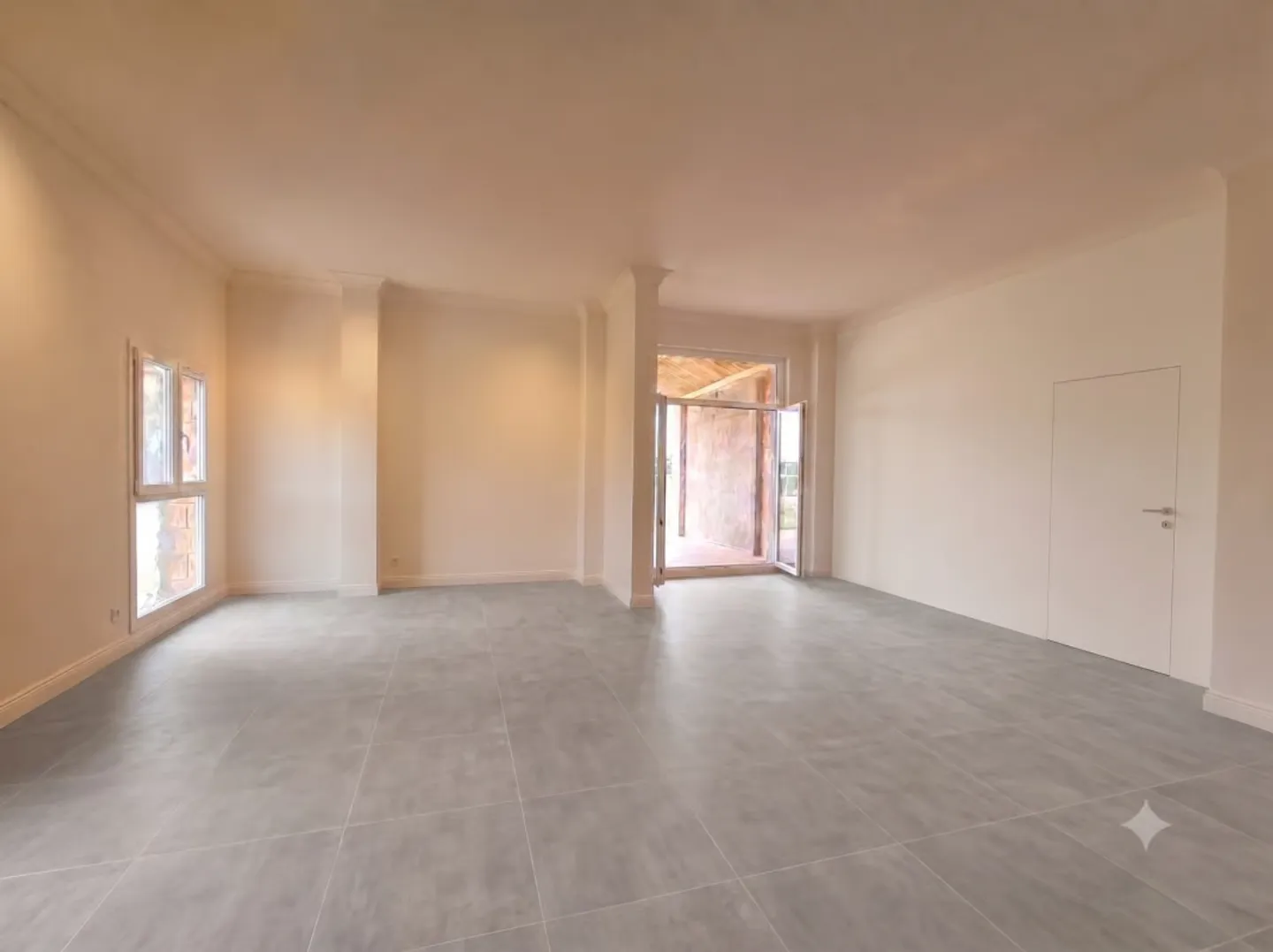 The Renovated - 5 Unique PPE Apartments - Photo 2 of 7