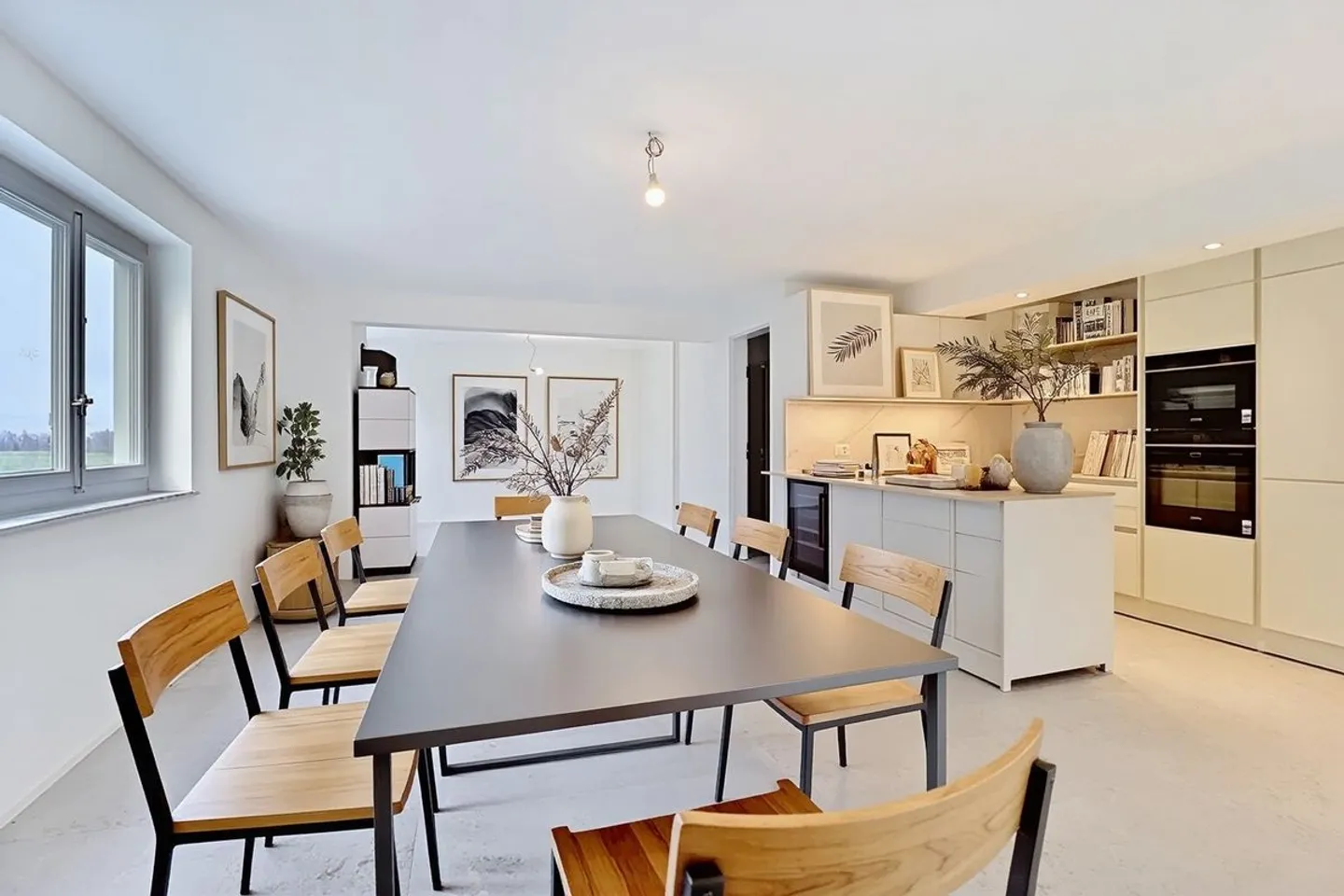 Rare and extraordinary architect villa in the style of Le Corbusier, completely renovated, large rooms, beautiful park - Photo 5 of 8