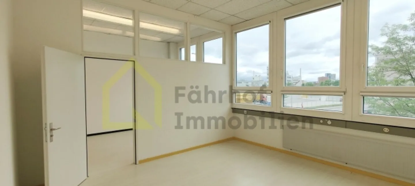 Office - Photo 10 of 13