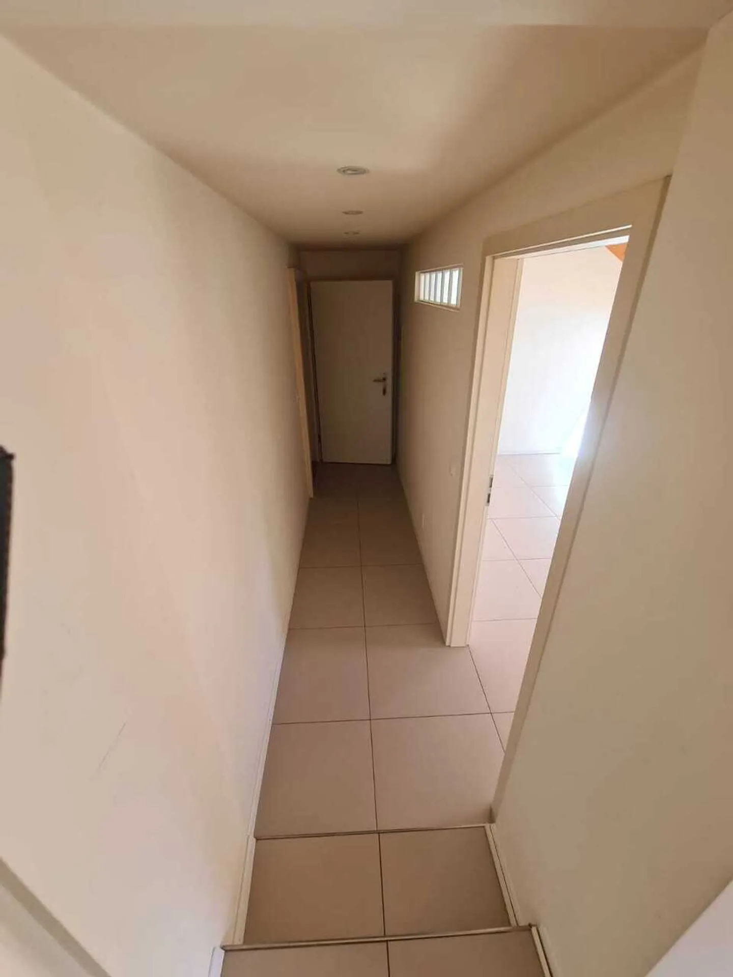 Charmant Appartement Sous Les Toits - Photo 4 sur 8