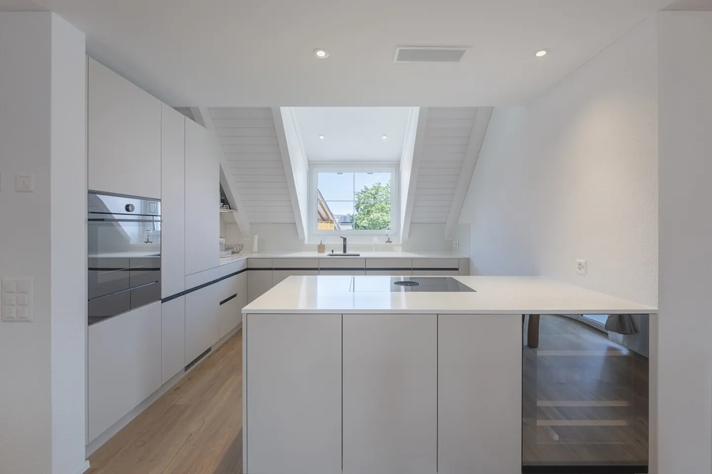 Esclusivo appartamento duplex di 4,5 stanze con stile! - Foto 4 di 13