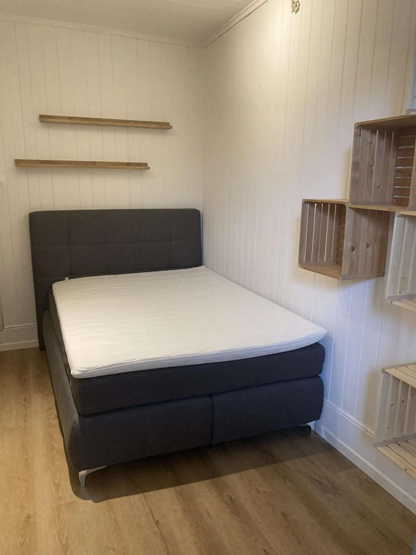 Furnished room for temporary residents - Photo 2 of 3