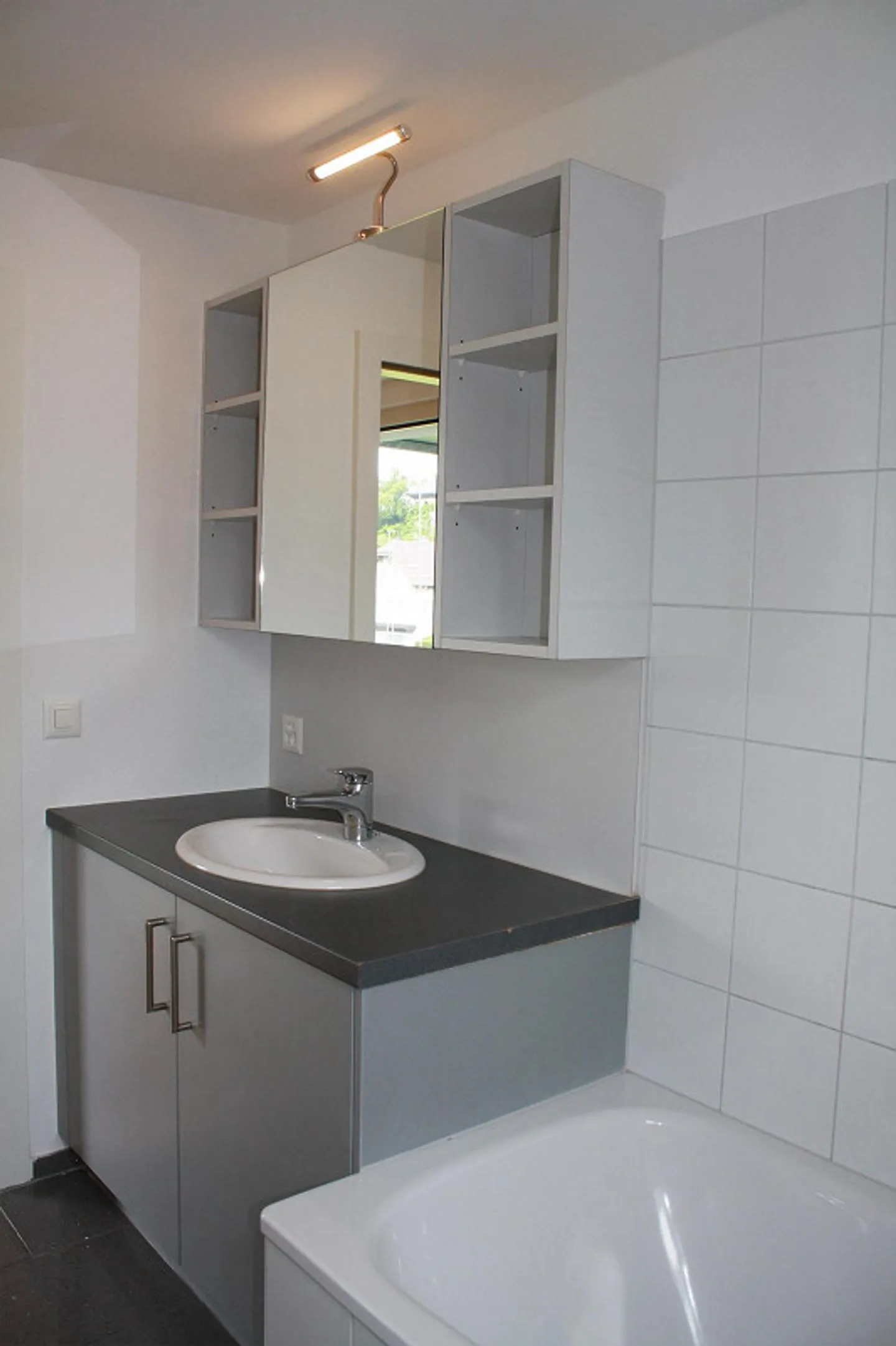 Beautiful 4-room apartment in a Jugendstil house in Sargans - Photo 4 of 11