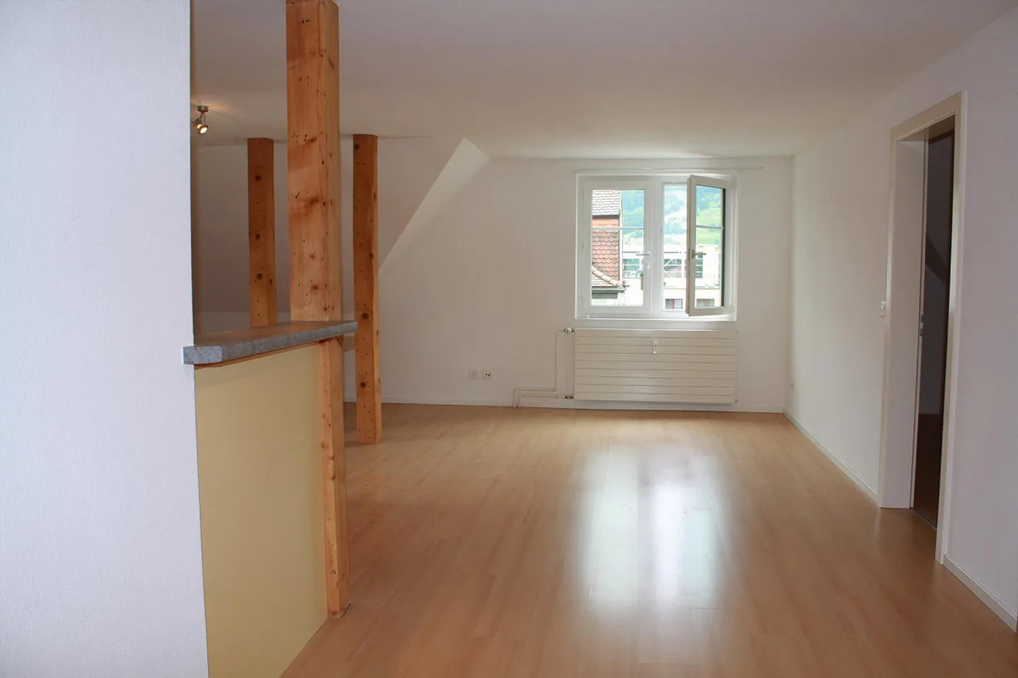 Beautiful 4-room apartment in a Jugendstil house in Sargans - Photo 8 of 11