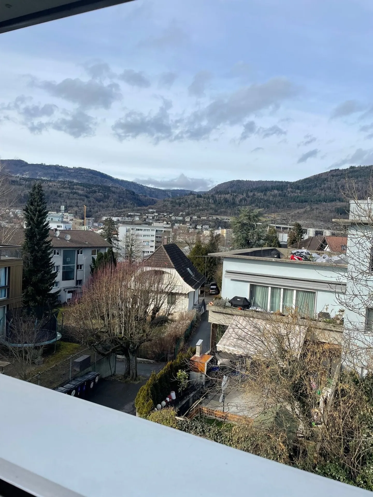 Charmante 2.5-Zimmer-Dachwohnung mit Balkon in Biel/Bienne - Photo 9 of 9